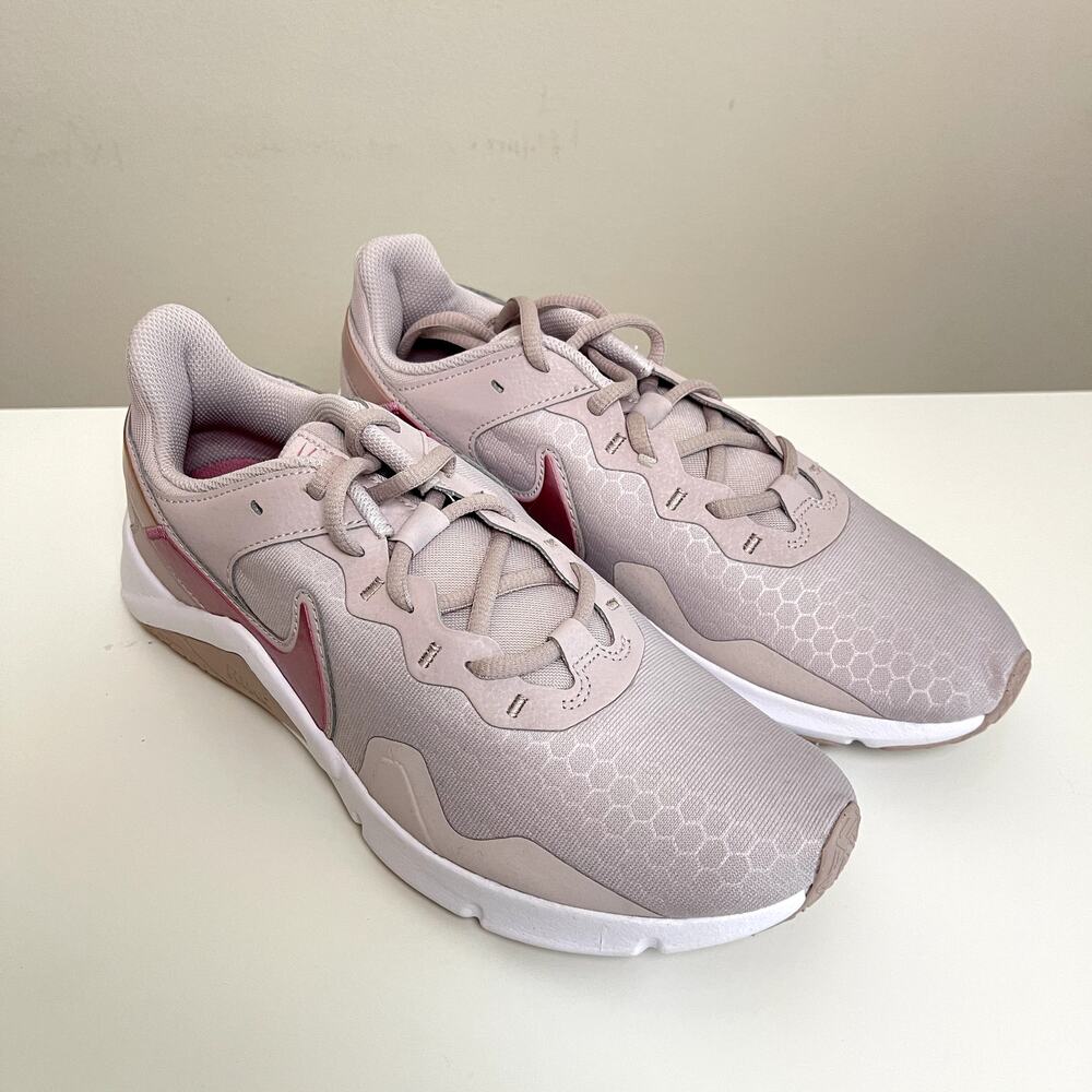 New Nike Legend Essential 2‎ Training Shoes In Platinum Purple Women's Sz 9.5 - Picture 3 of 8